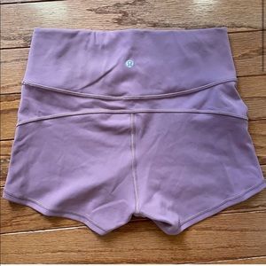 Lululemon Wunder Train 4” Shorts - 8
